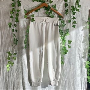 White sweatpants! 😝